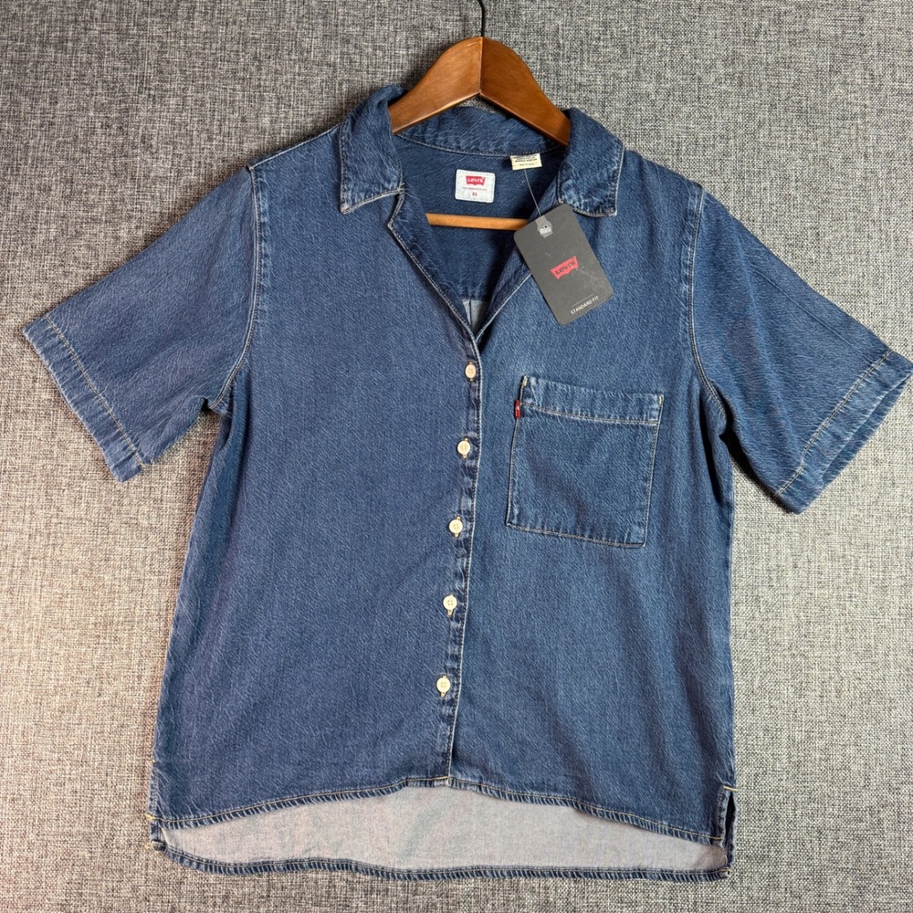 Women Levi's Denim Shirt XS Blue Short Sleeve Button Up - Picture 2 of 9